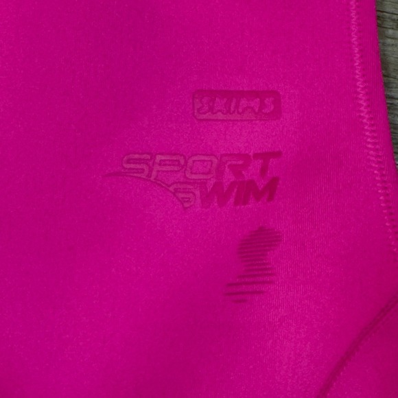 SKIMS Sport Swim Cropped Tank Top Hot Pink Sleeveless Activewear 2X - Picture 3 of 6
